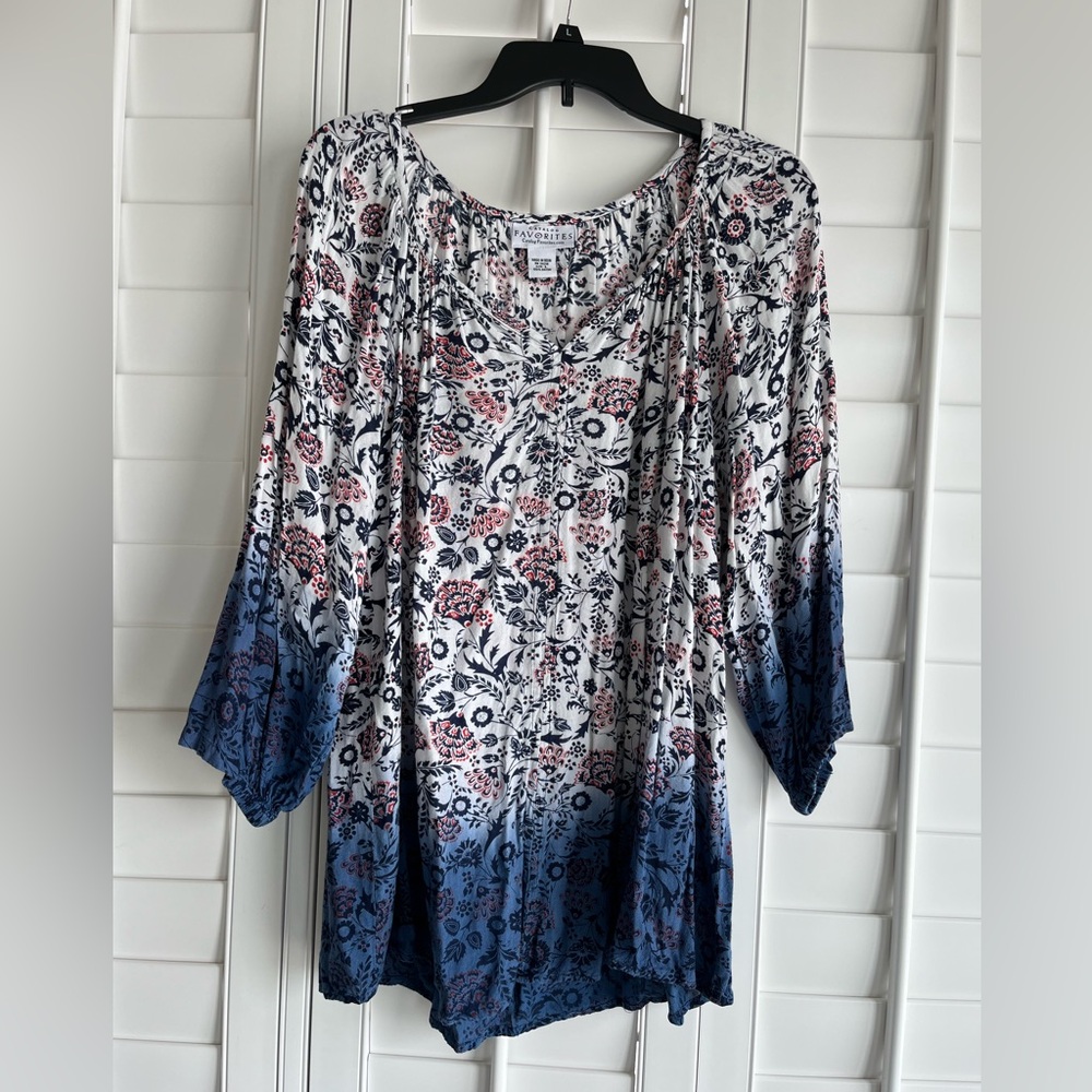 CATALOG FAVORITES White & Blue Floral 3/4 Sleeve Peasant Top Size Large